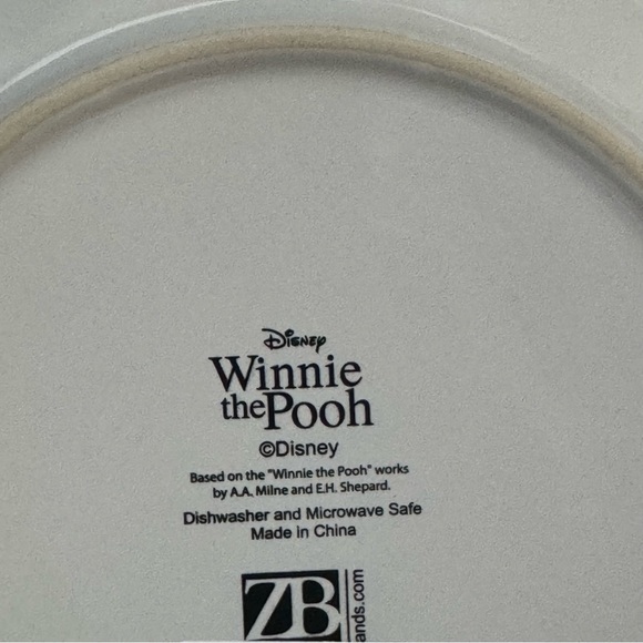 Disney Winnie the Pooh - Bee at One 8” Salad Plate - Picture 7 of 7